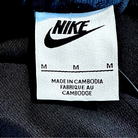 Nike Women’s Heavyweight Jersey Shorts | 100% Cotton,Pockets, Embroidered Swoosh - Picture 7 of 11